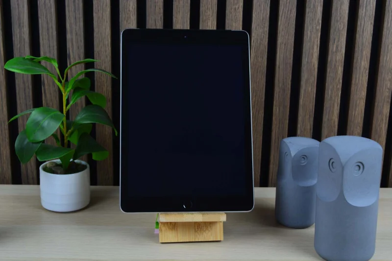 APPLE IPAD 5 Cellular BLACK TABLET