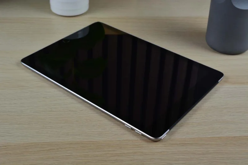 APPLE IPAD 5 Cellular BLACK TABLET