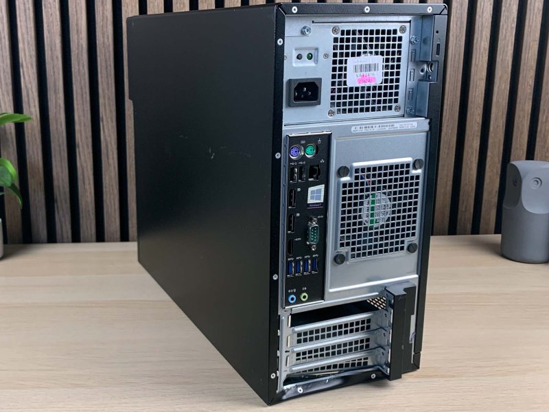Komputer Dell Precision 3620 Tower i7 6700 32GB DDR4 480GB SSD Win10H klasa B