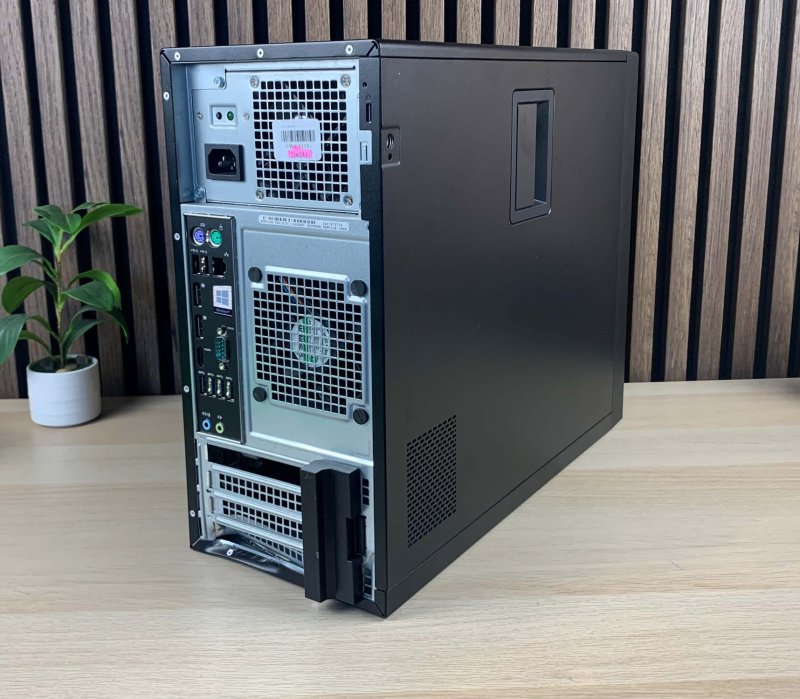 Komputer Dell Precision 3620 Tower i7 6700 32GB DDR4 480GB SSD Win10H klasa B