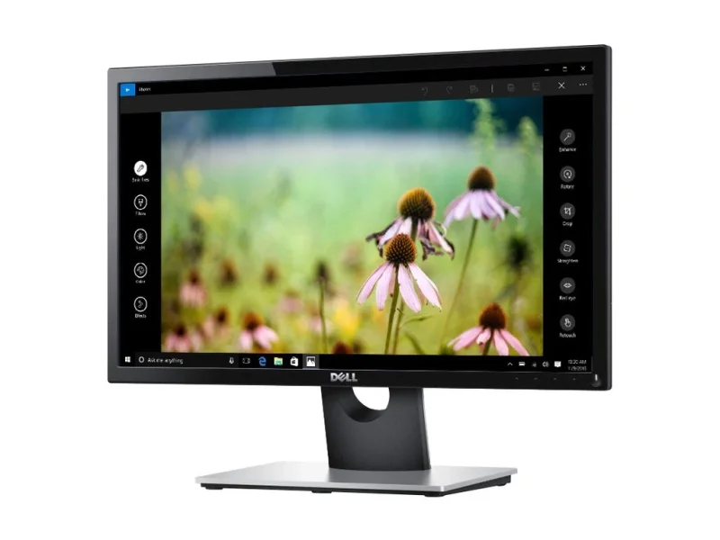 Tani monitor Dell SE2216H 1920x1080 22" VA 60Hz 6m klasa B - poświata