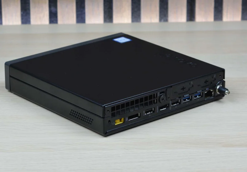 Komputer Lenovo M720Q i5-8400T 16GB DDR4 256GB NVMe Win10H kl.B