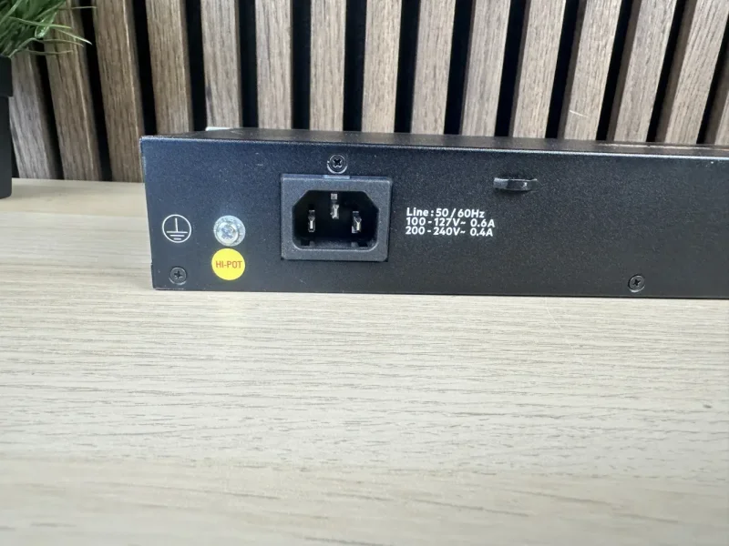 Switch HP JL253A