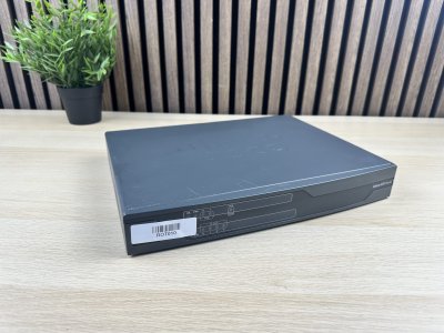 Router CISCO C881